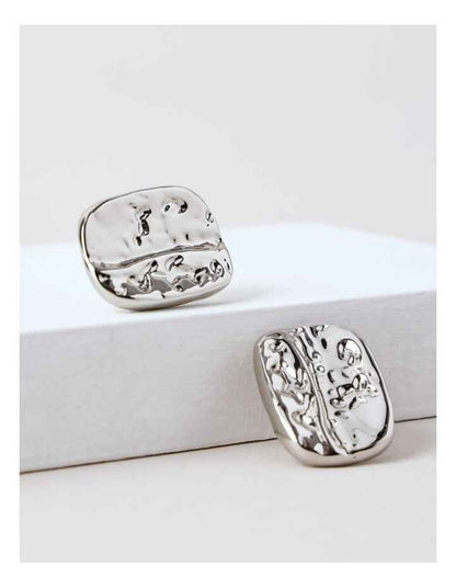 Curved Studs in Silver