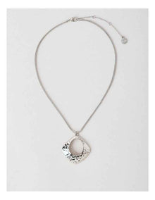 Cut Out Pendant Necklace in Silver