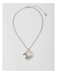 Cut Out Pendant Necklace in Silver