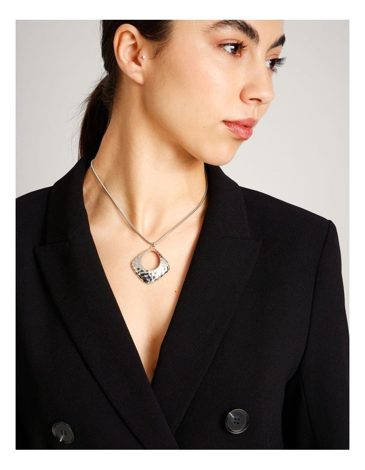 Cut Out Pendant Necklace in Silver