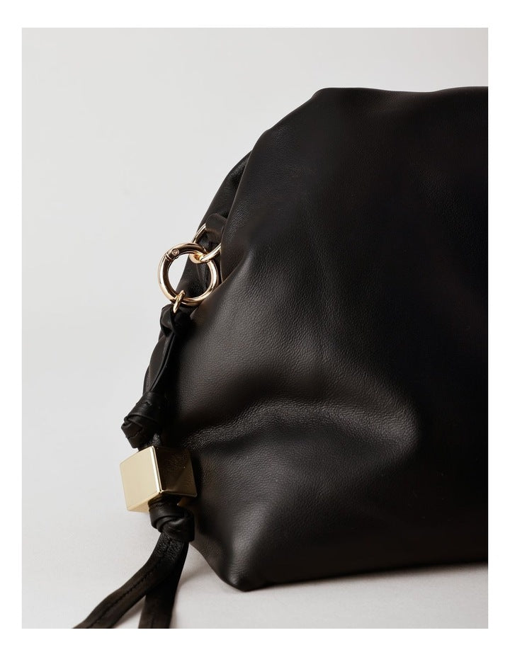 Andrea Leather Clutch Bag in Black