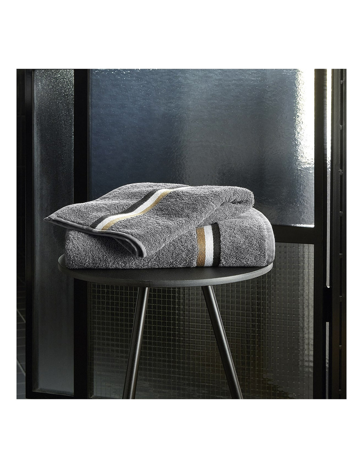 B Linea 90cm x 150cm Cotton Bath Sheet Magnet Grey