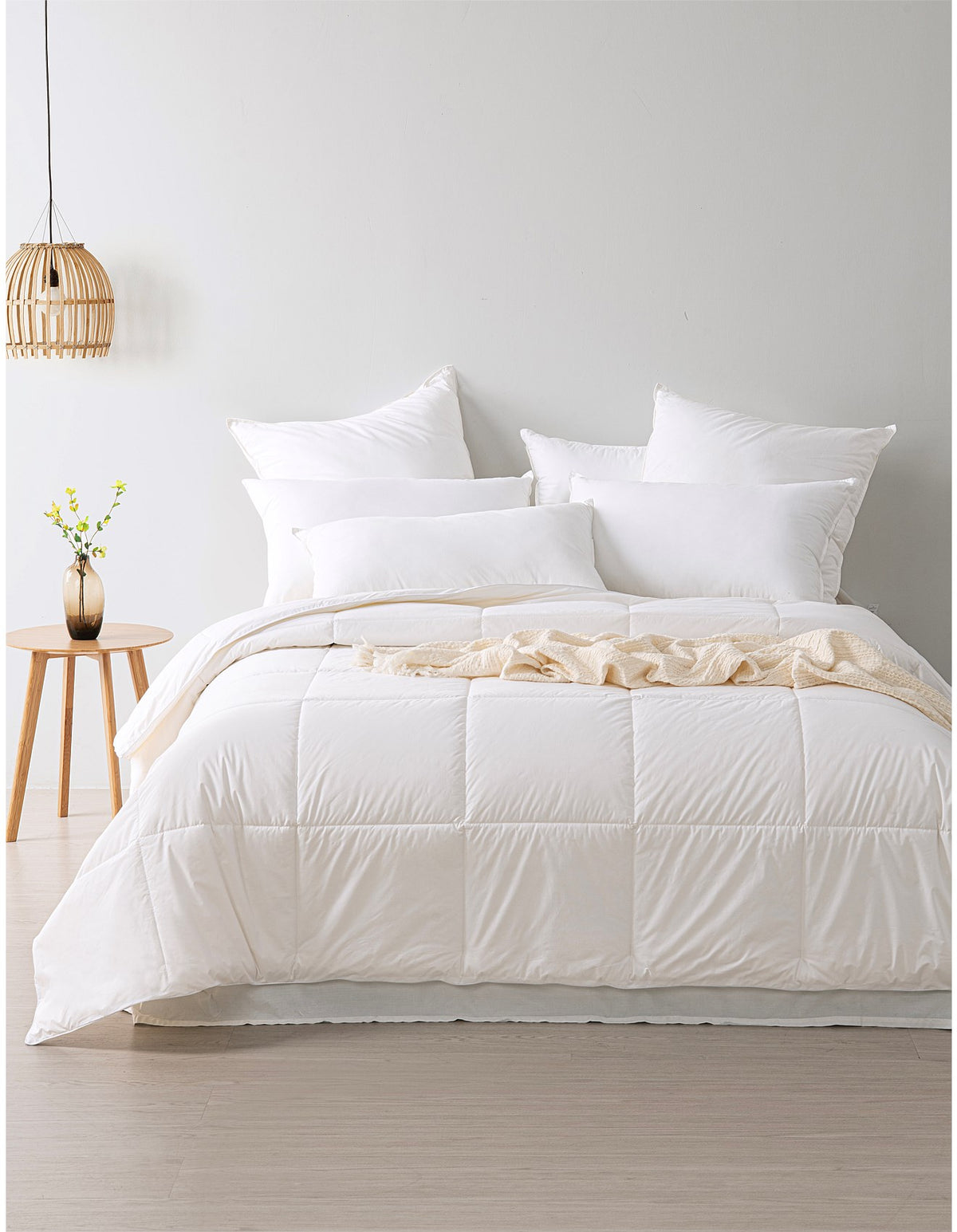 All Seasons Australian Wool 300GSM Quilt King White