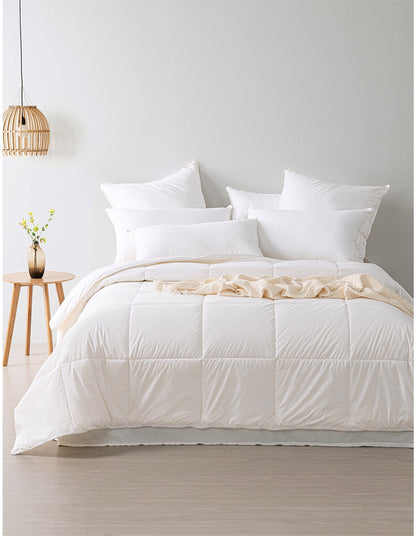 All Seasons Australian Wool 300GSM Quilt King White