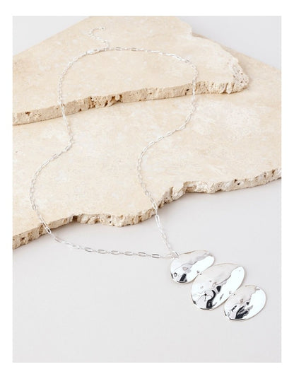 Drop Pendant Necklace in Silver