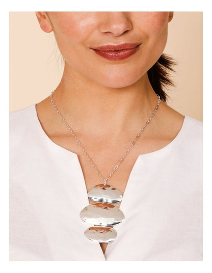 Drop Pendant Necklace in Silver