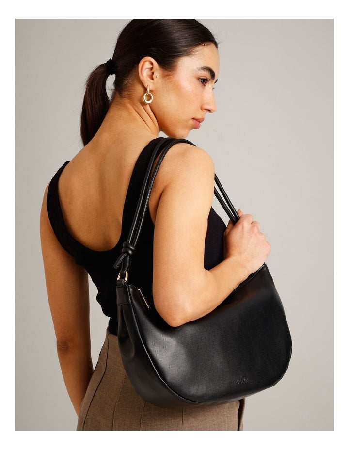 Annette Shoulder Bag in Black