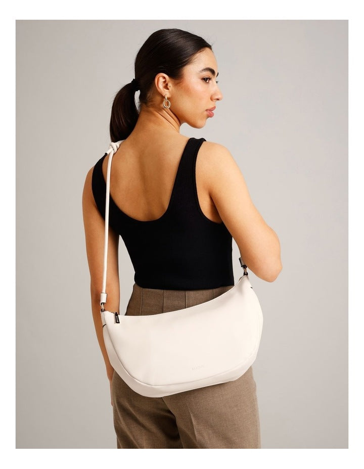 Annette Shoulder Bag in White