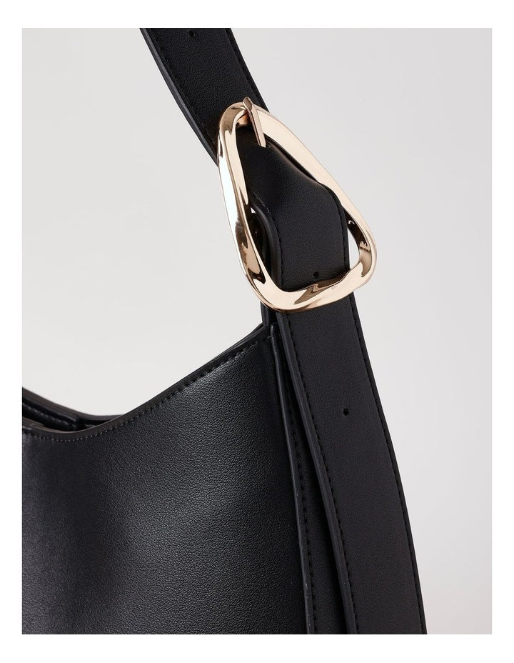 Lexie Shoulder Bag in Black