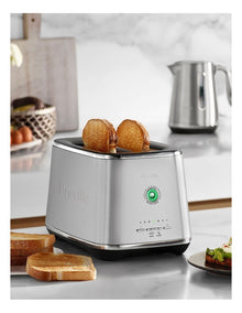 The Eye Q 850 Auto 2 BTA850BSS4IAN1 Toaster