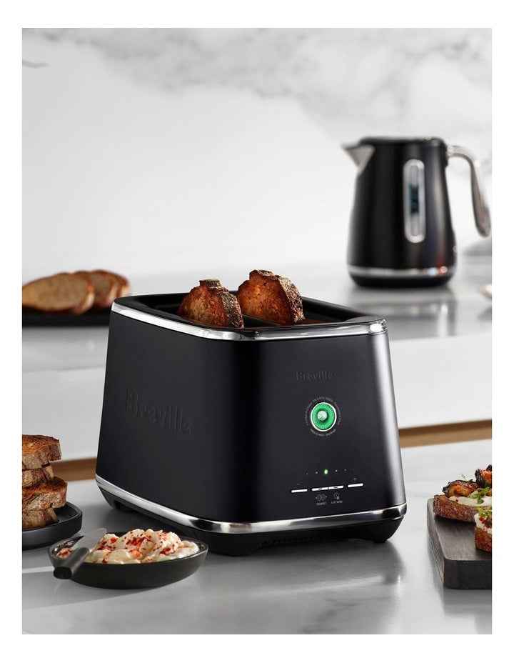 The Eye Q 850 Auto 2 BTA850BTR4IAN1 Toaster