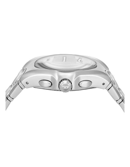 D-Curve Chronograph Watches in Silver
