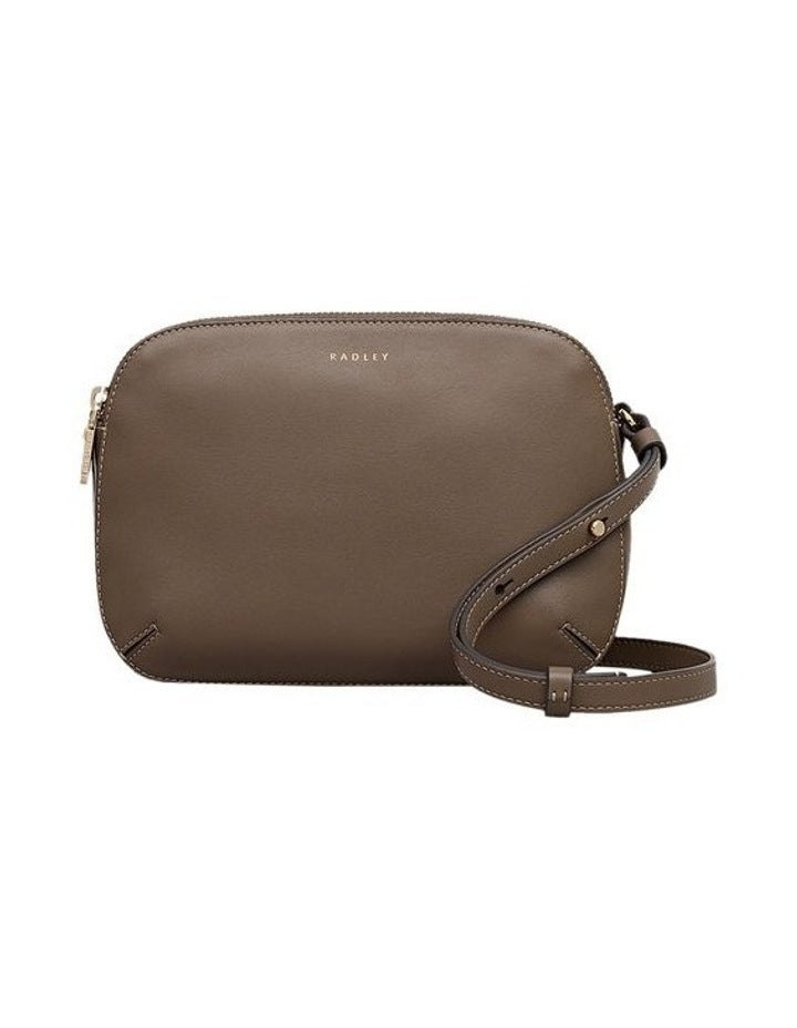 Dukes Place Icon Medium Crossbody Bag in Coffee