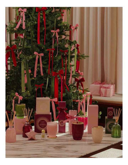 Passion Berry Pavlova Large Candle 370g