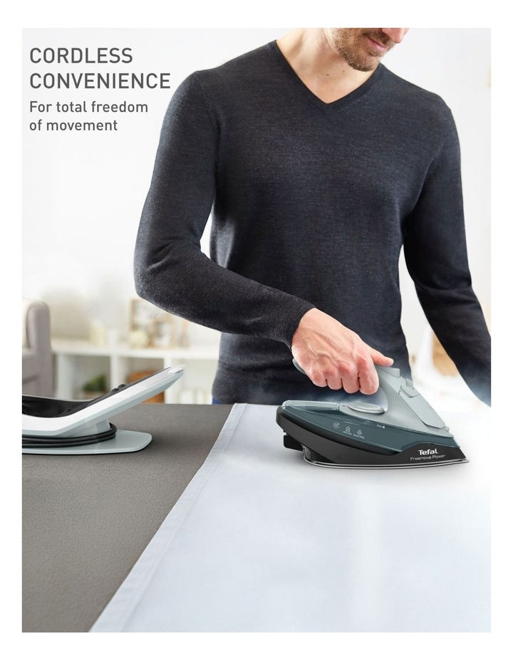 Freemove Power Steam Iron FV6673`