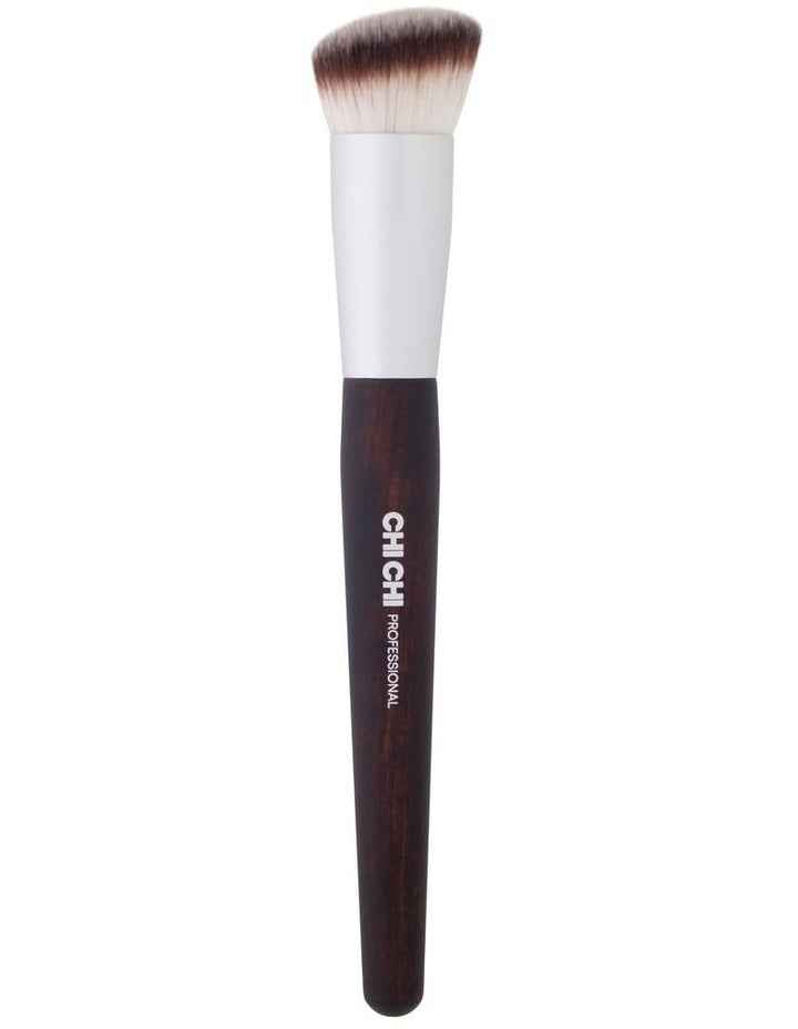 Multi-Tasking Foundation Brush - 143