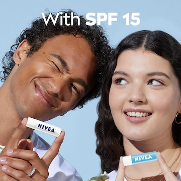 Nivea Hydrocare Lip Balm SPF 15 4.8g