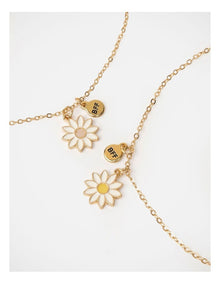 Wishes Best Friends Daisy Necklace Set