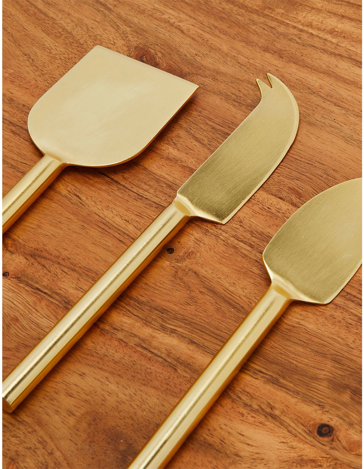 Avalon 50cm Timber Cheese Board and Brass Knives Set Brown