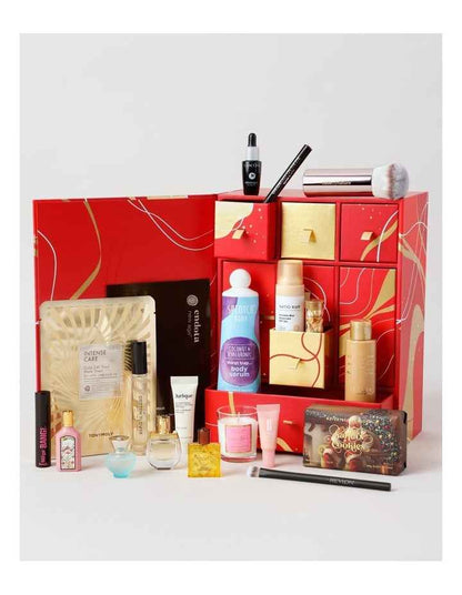 MYER Deluxe Beauty Box in Red