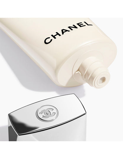 ÉCLAT PREMIER LA MOUSSE Brightening Cleansing Cream-To-Foam