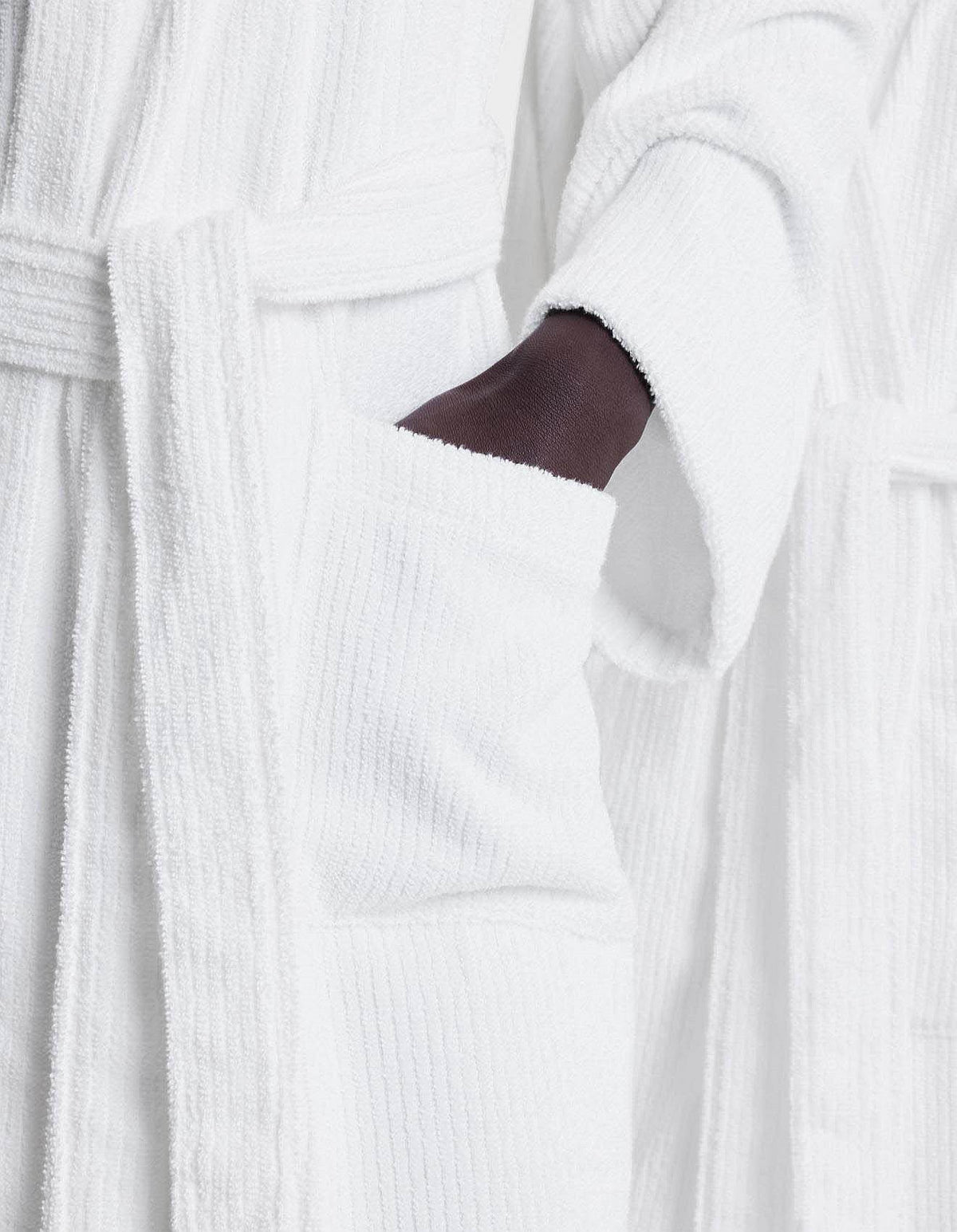 LIVING TEXTURES TOWELLING ROBE - L/XL IN WHITE