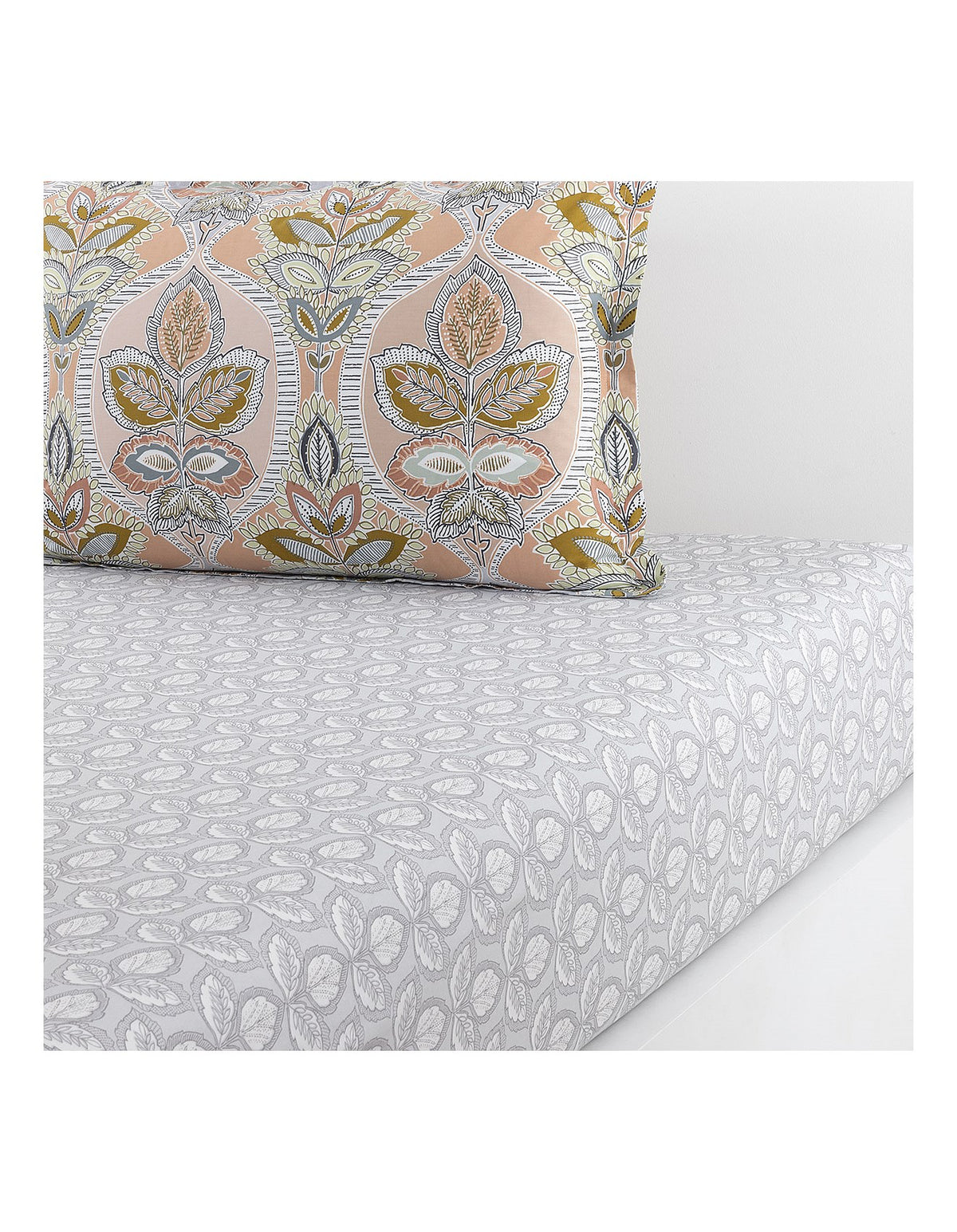 BEAUMAISON FITTED SHEET QUEEN
