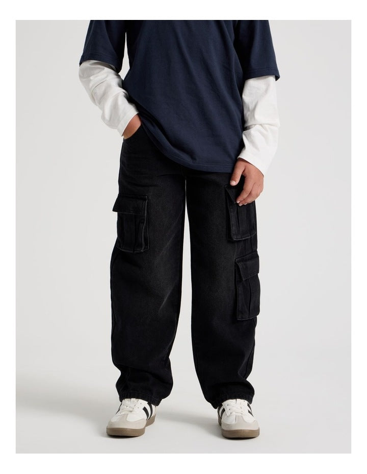Cargo Jean in Black