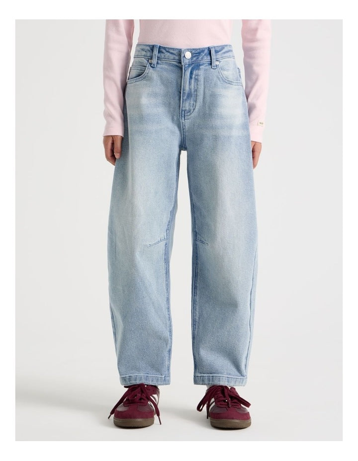 Mid Rise Barrel Jean in Mid Denim
