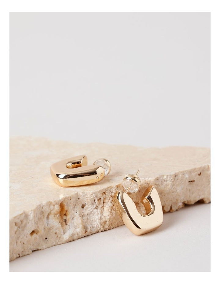 Gold Twist Hoop Earring in Gold