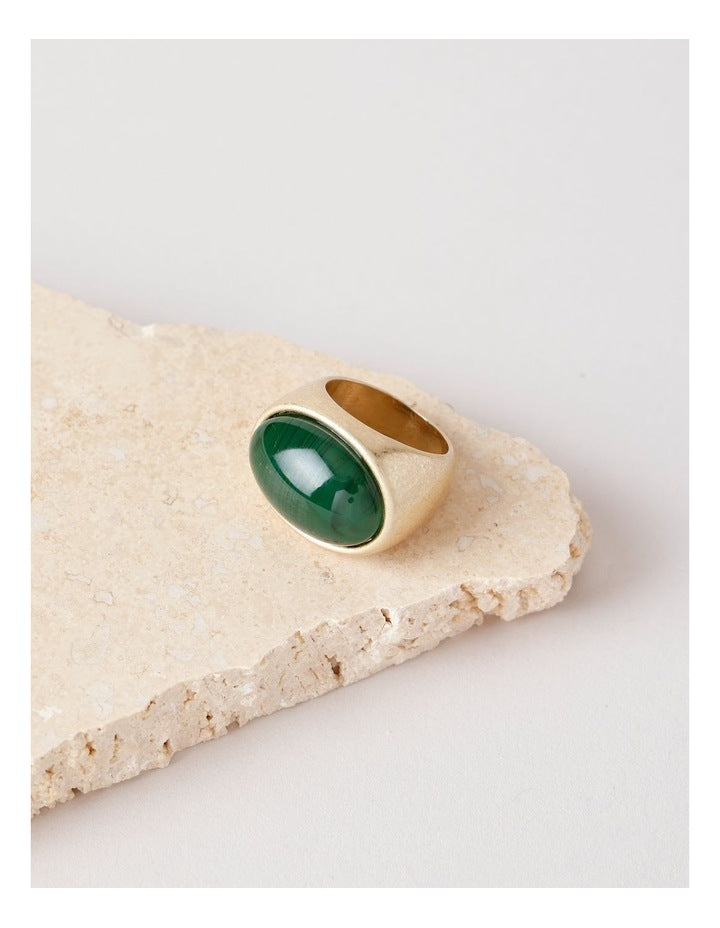 Gold and Jade Stone Ring in Gold