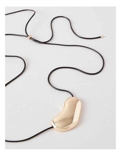 Textured Pendant in Gold