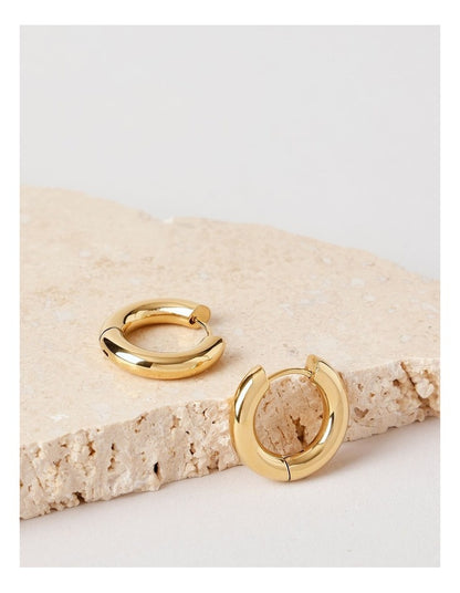 Small Hoop in Gold