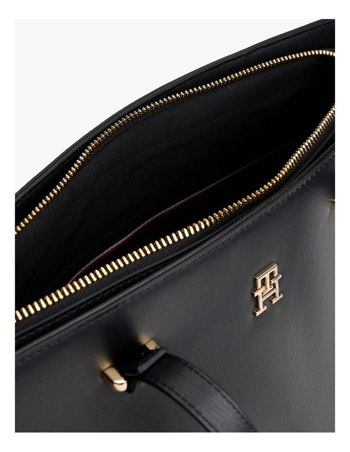 Solid Tote Bag in Black
