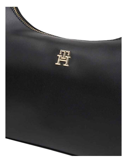 Essential Shoulder Bag in Black