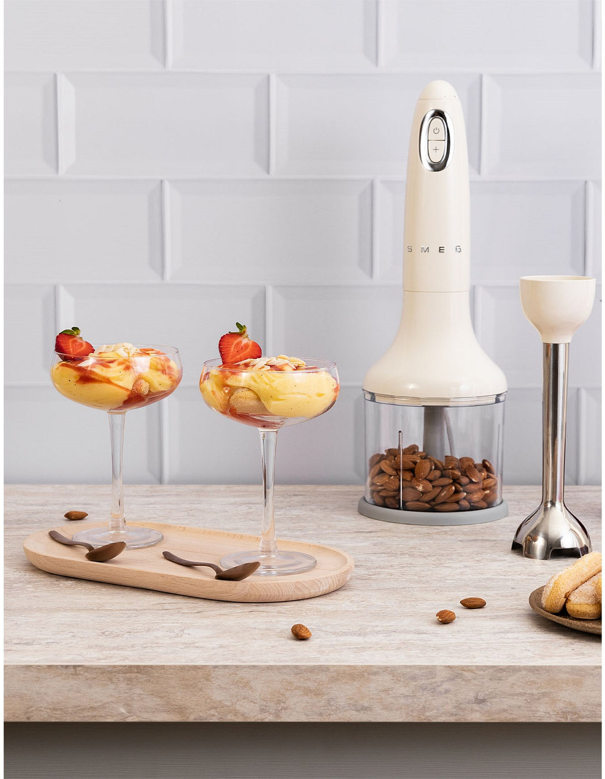 HBF03CRAU 50's Style Hand Blender Cream