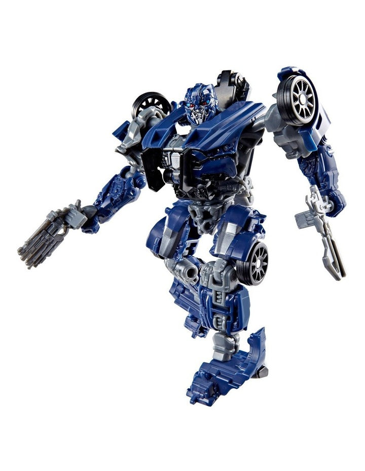The Last Knight Deluxe Class Barricade