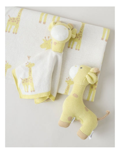 Newborn Giraffe Gift Box in Lemon