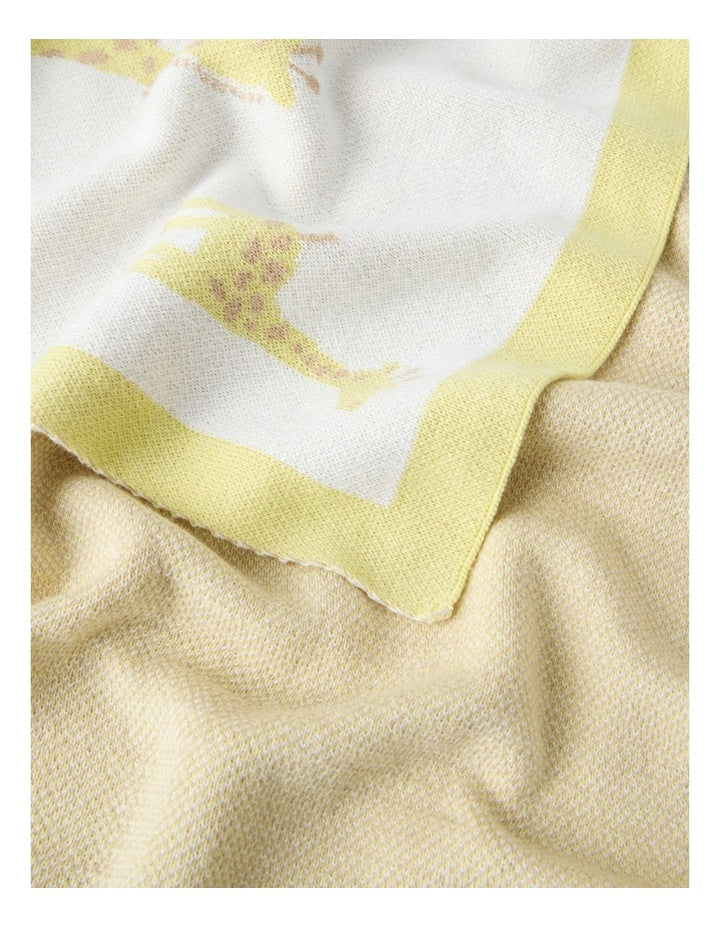 Newborn Giraffe Gift Box in Lemon