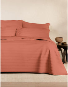 BAYLEY WASHED PERCALE KING BED COVER IN RELISH