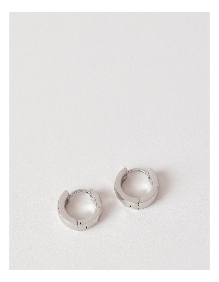 Bevelled Edge Huggies in Rhodium