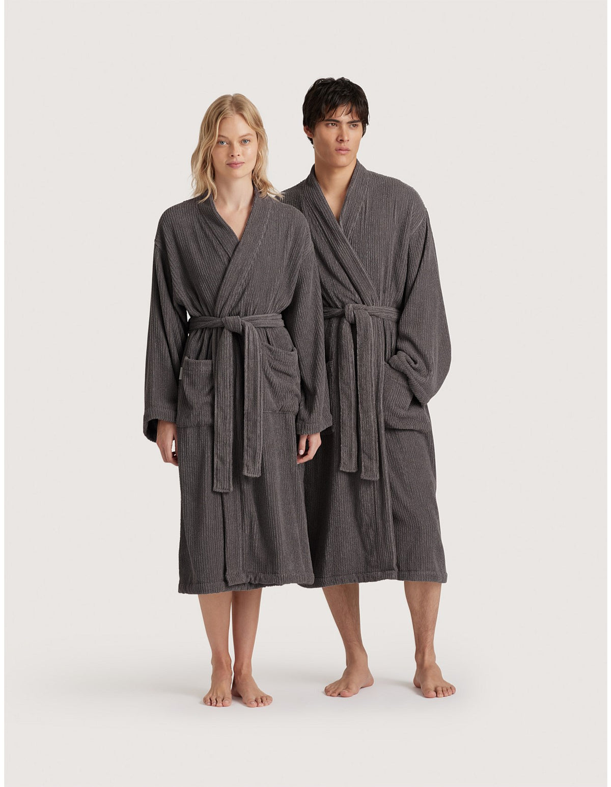 LIVING TEXTURES ROBE SMALL/MEDIUM IN GRANITE