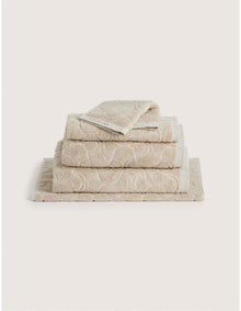 ULTIMATE INDULGENCE DECO BATH MAT IN LIMESTONE