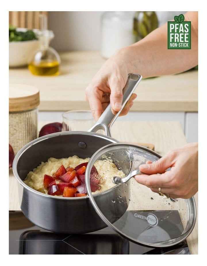 APEX Covered Saucepan 18cm/2.01L PFAS-free ceramic non-stick