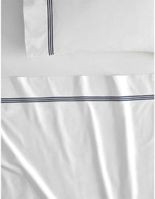1200TC PALAIS KING FLAT SHEET IN SNOW/MIDNIGHT