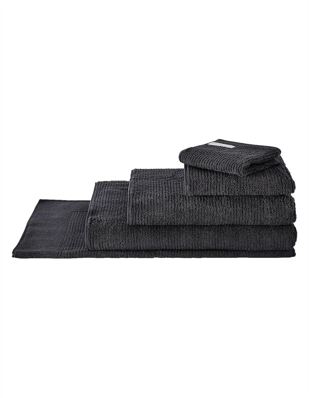 LIVING TEXTURES HAND TOWEL IN CARBON