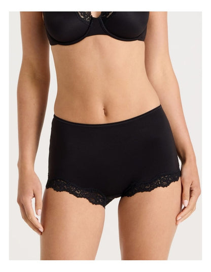 Cheeky Lace Boyshort in Black