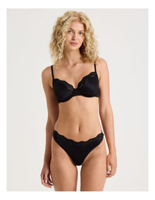 Cheeky Lace G-String in Black
