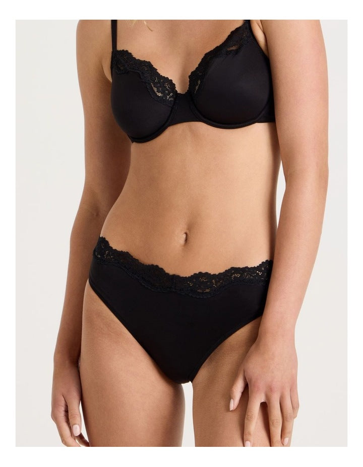 Cheeky Lace Bikini in Black