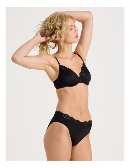 Cheeky Lace Bikini in Black